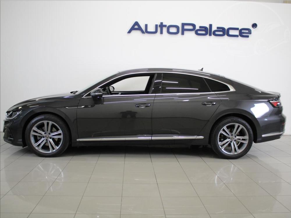 Volkswagen Arteon 2,0 TDi DSG R-Line 5L.Zruka