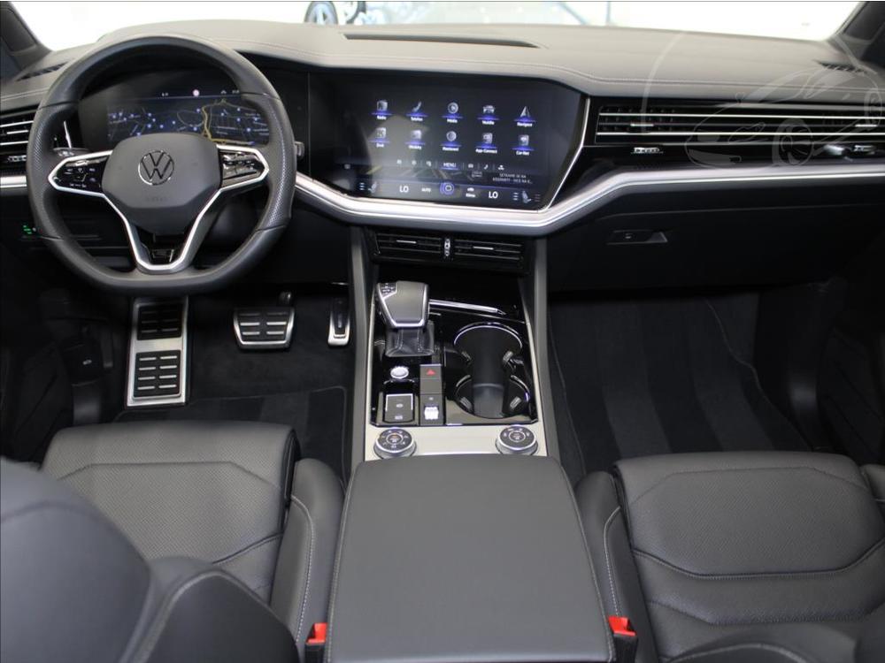 Volkswagen Touareg 3,0 TDi 210kW R-line 40tkm.R