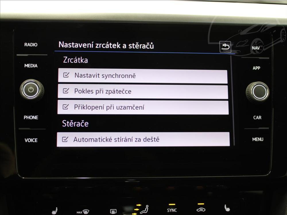 Volkswagen Arteon 2,0 TDi DSG R-Line 5L.Zruka