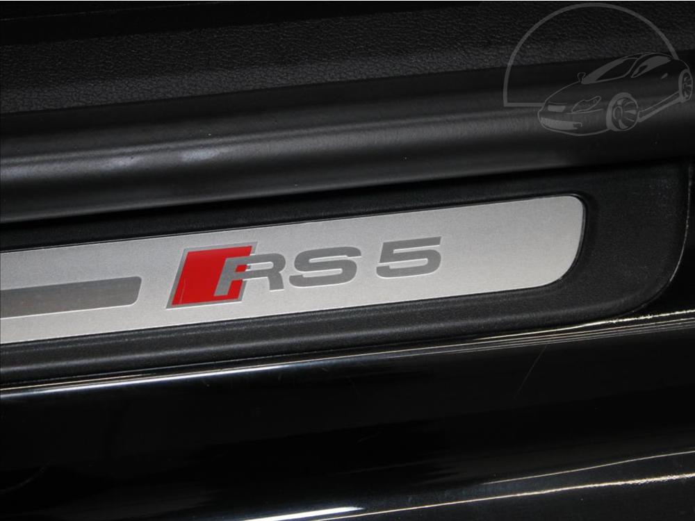 Audi RS5 4,2 V8 331kW B&O 1.majitel DPH