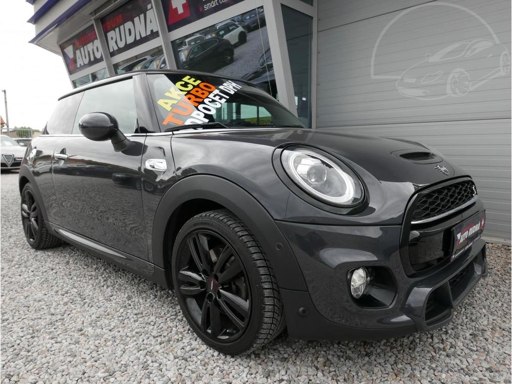 Mini Cooper S 2,0i 141kW JCW Paket