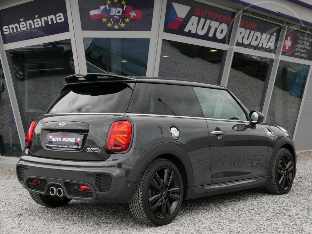 Mini Cooper S 2,0i 141kW JCW Paket