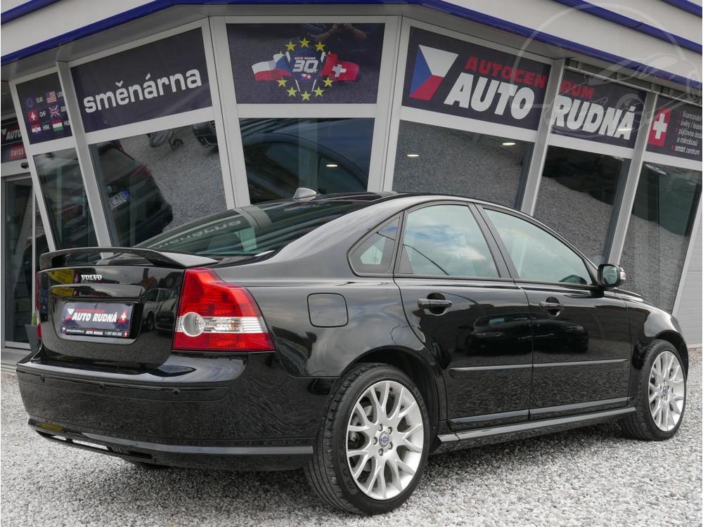 Volvo S40 2,0i 16V Momentum REZERVACE