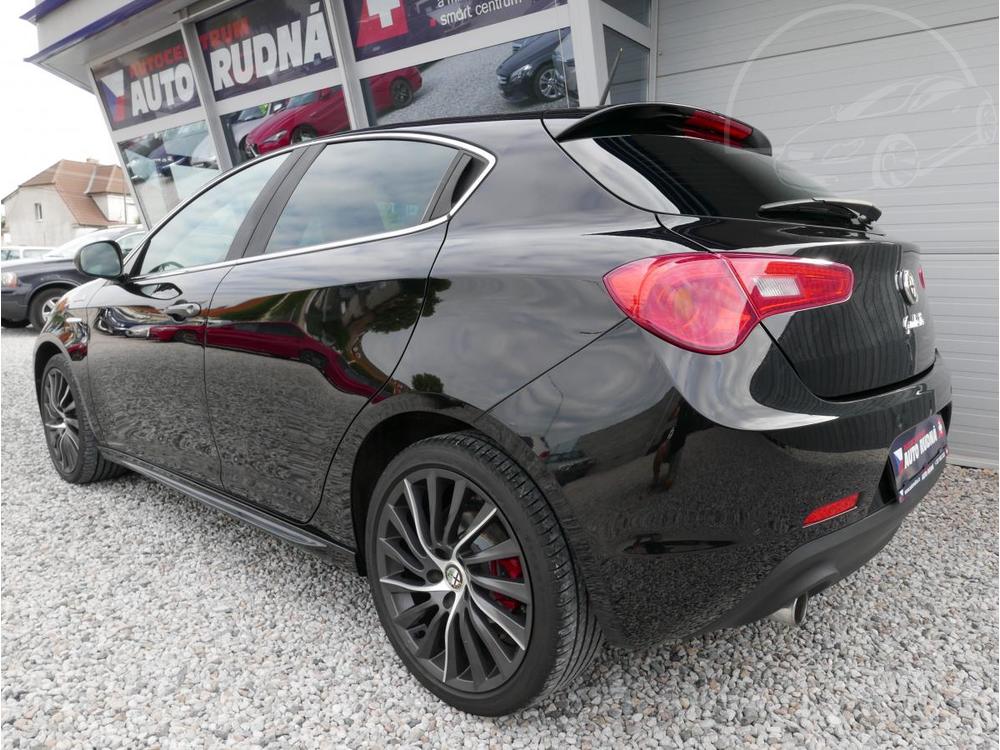 Alfa Romeo Giulietta 1,6 JTDM Q.V. Line TOP !