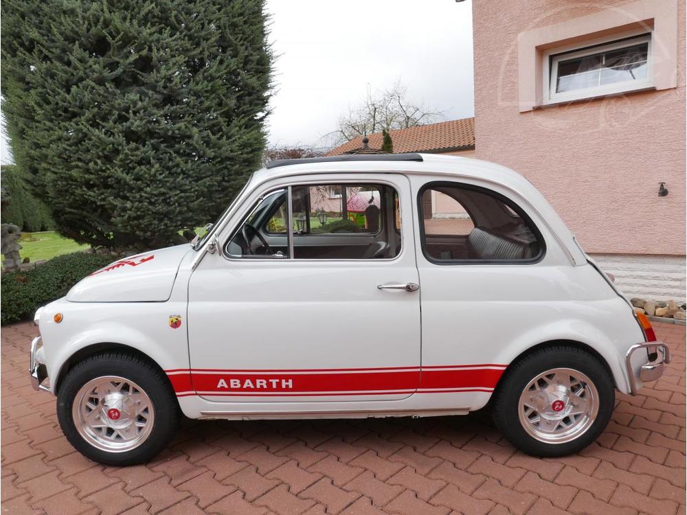 Fiat 500 110 F Abarth design REZERVACE