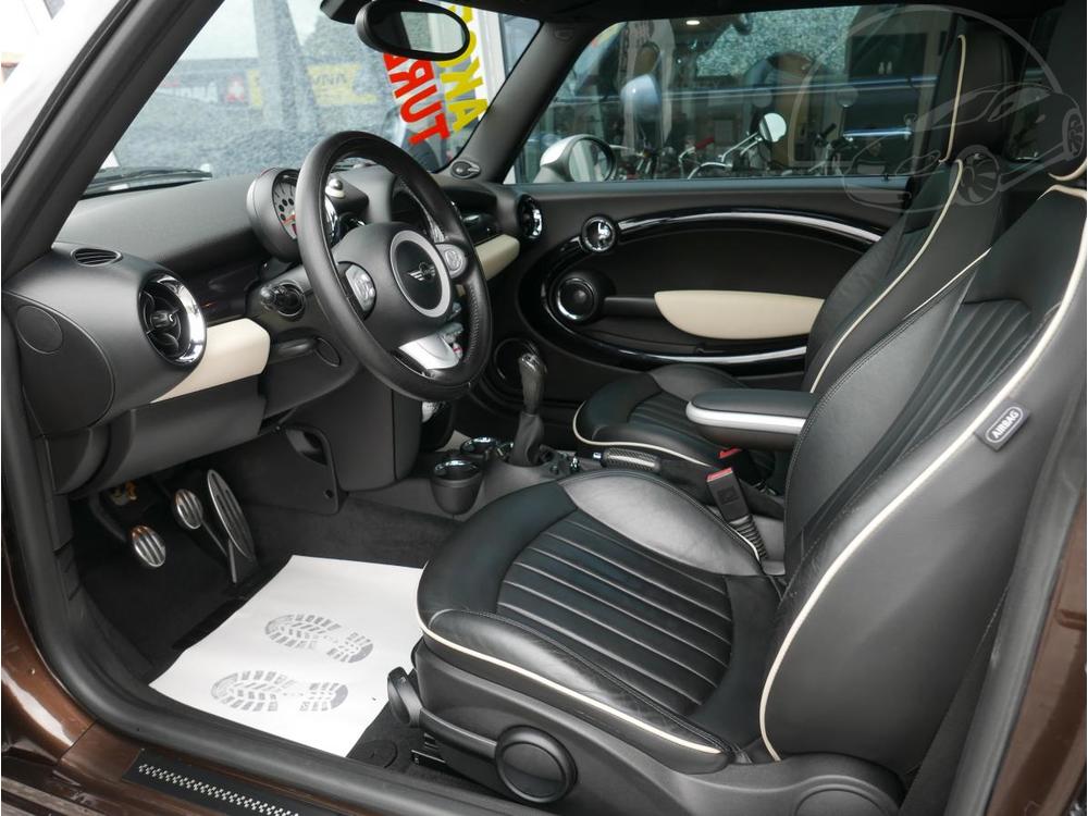 Mini Clubman 1,6i 155kW JCW REZERVACE