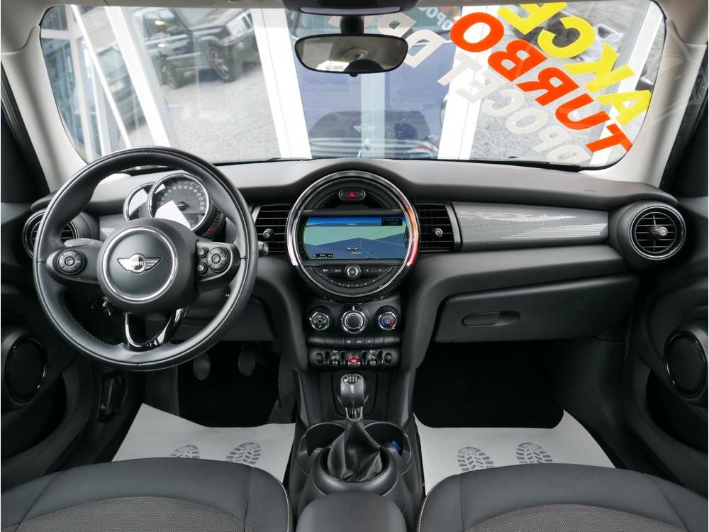 Mini Cooper 1,5i Navi 136PS AKCE !