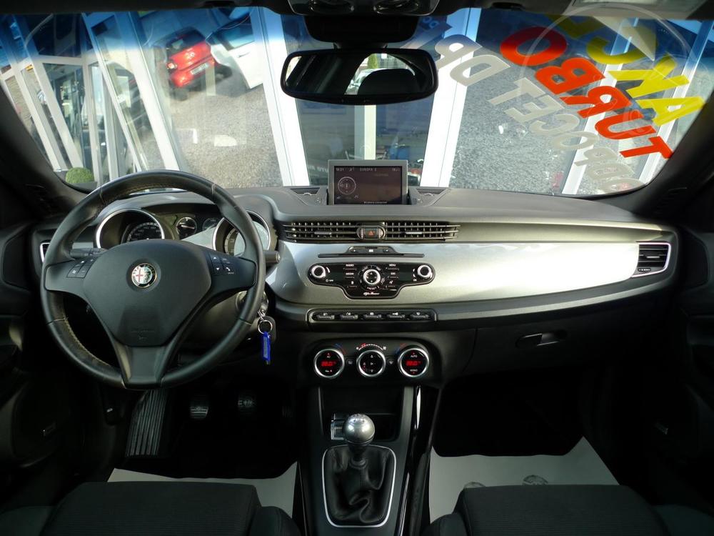 Alfa Romeo Giulietta 1,4 TB 125kW Navi Panorama