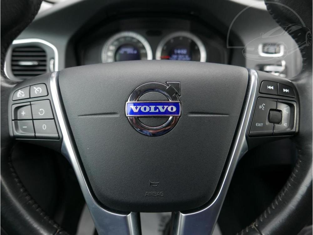 Volvo V60 2,0T 203PS Xenony/Navi