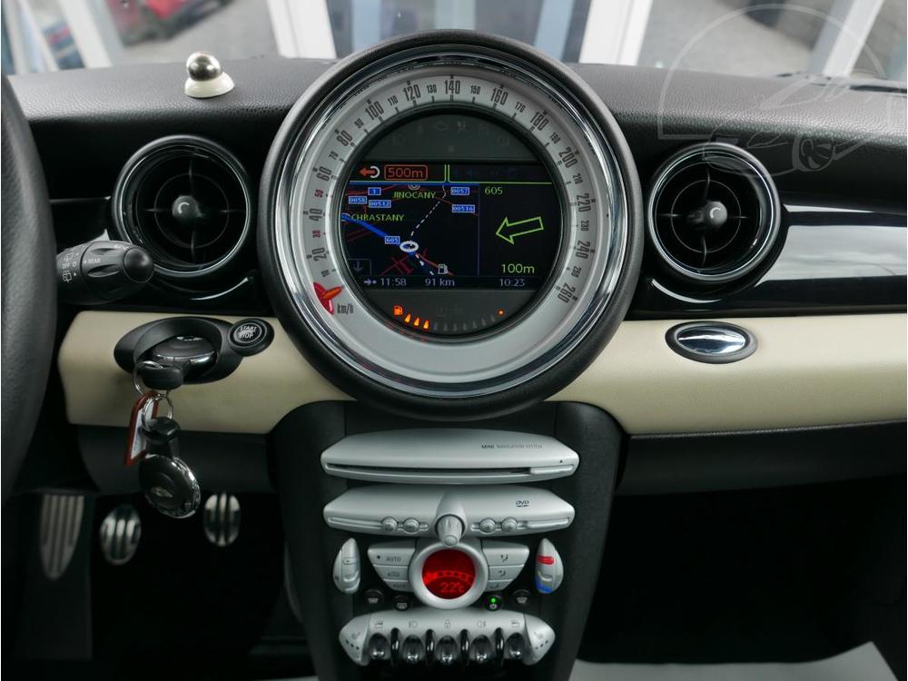 Mini Clubman 1,6i 155kW JCW REZERVACE