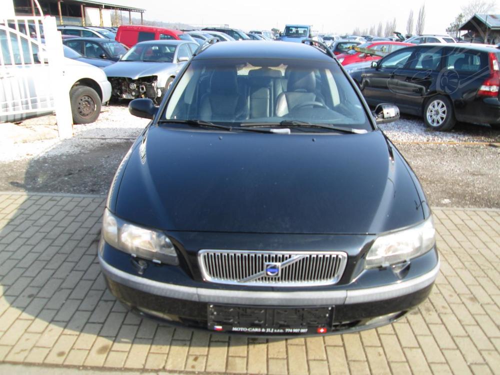 Volvo V70 184 KW T5