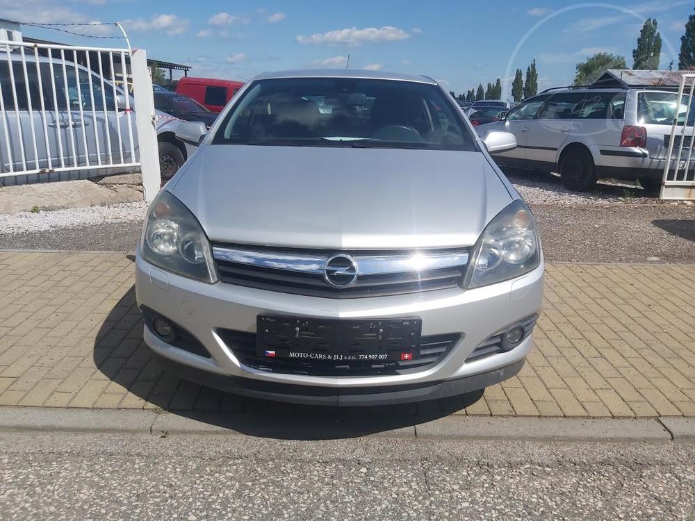 Opel Astra H 18 GTC