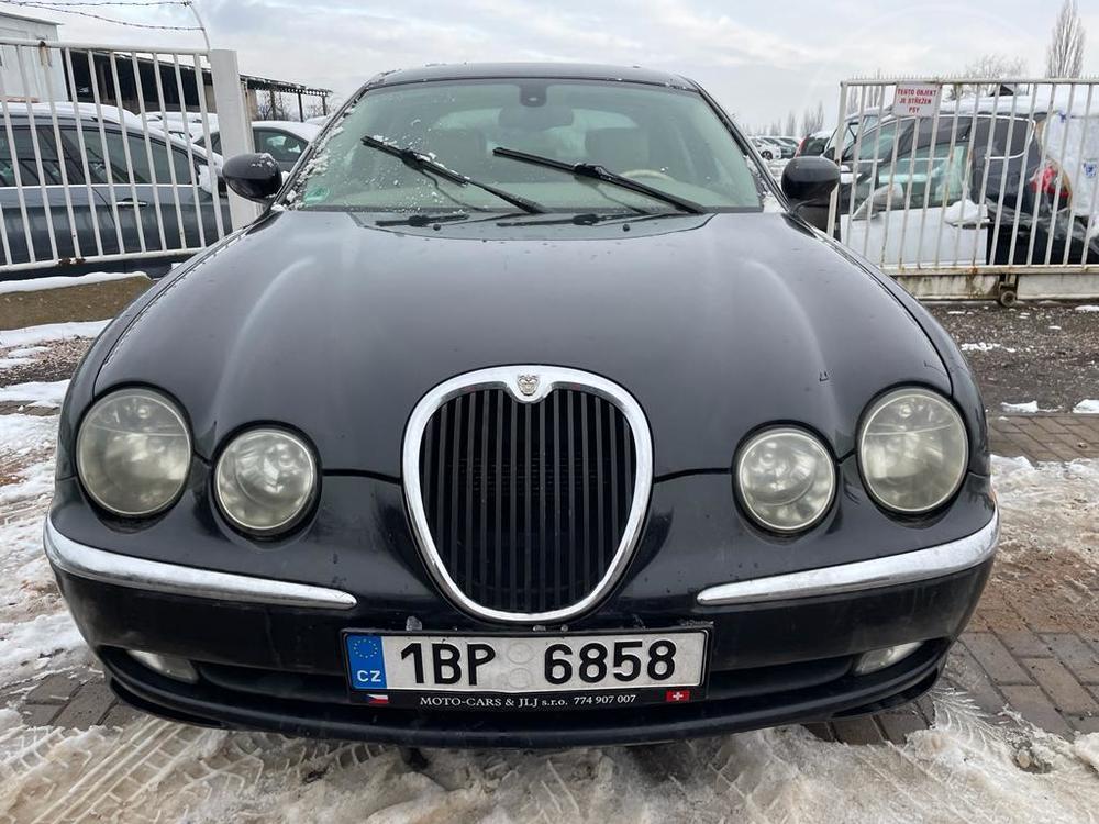 Jaguar S-Type 2,5   147 KW