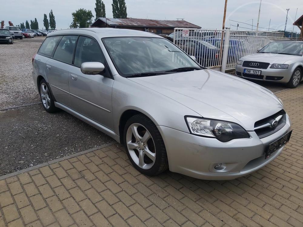 Subaru Legacy kombi 2,0 R Comfort