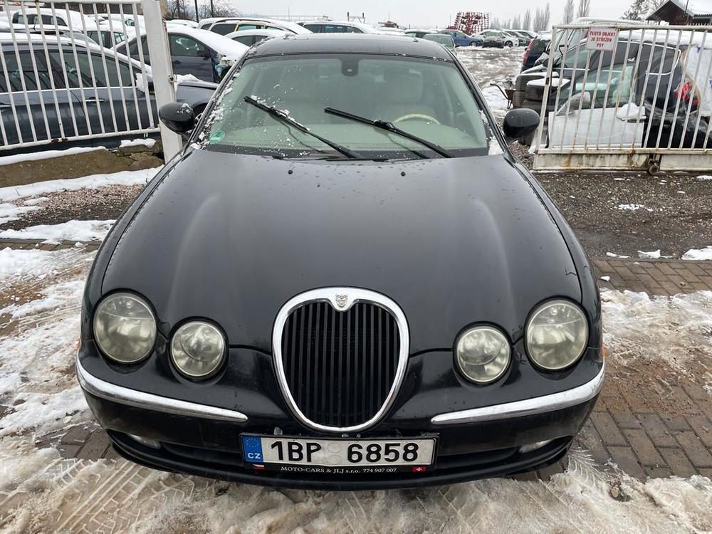 Jaguar S-Type 2,5   147 KW