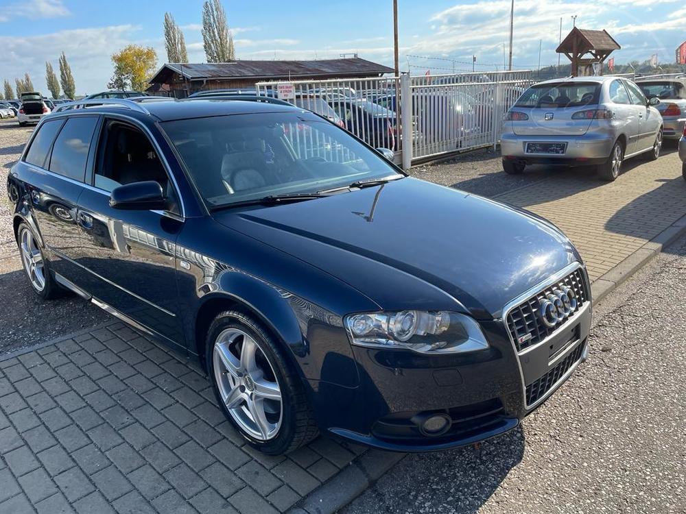 Audi A4 3,0TDI 4x4 S line