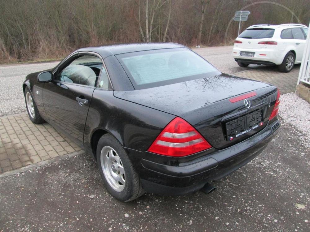 Mercedes-Benz SLK 200 2,0 100KW