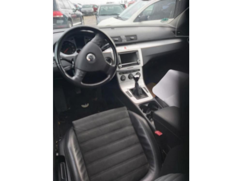 Volkswagen Passat 1,8 TSI 118 KW