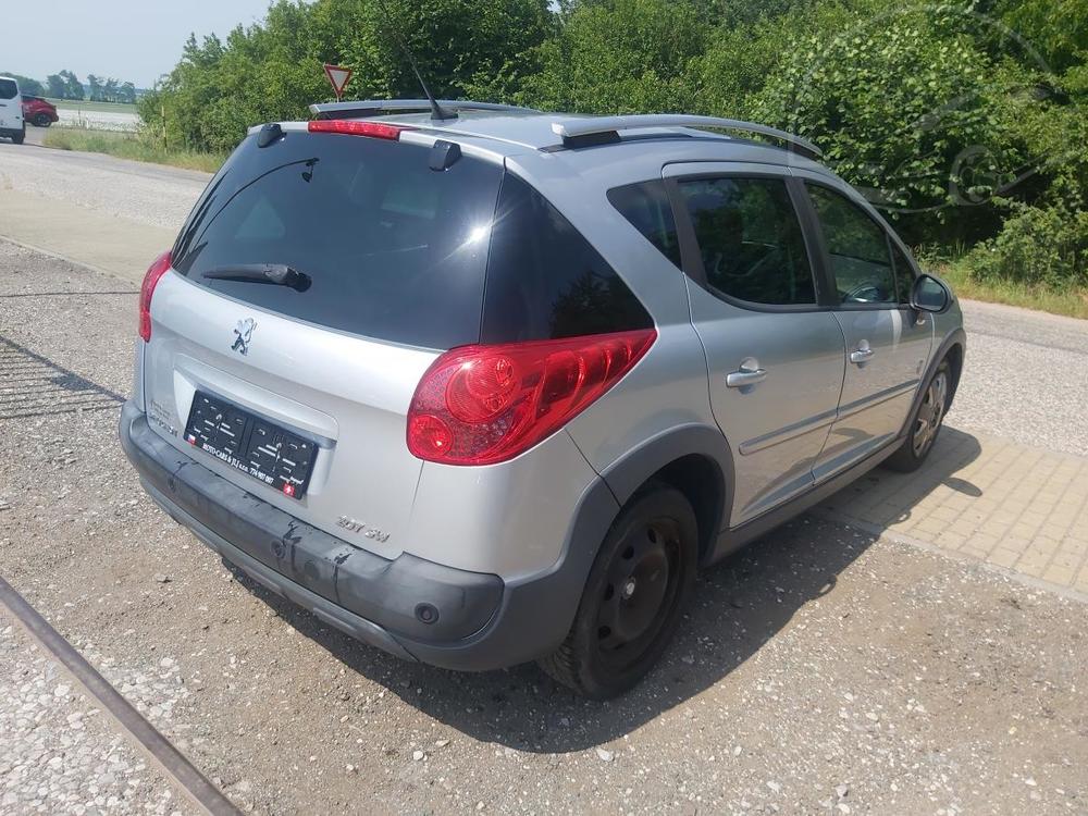 Peugeot 207 1,6 16V SW