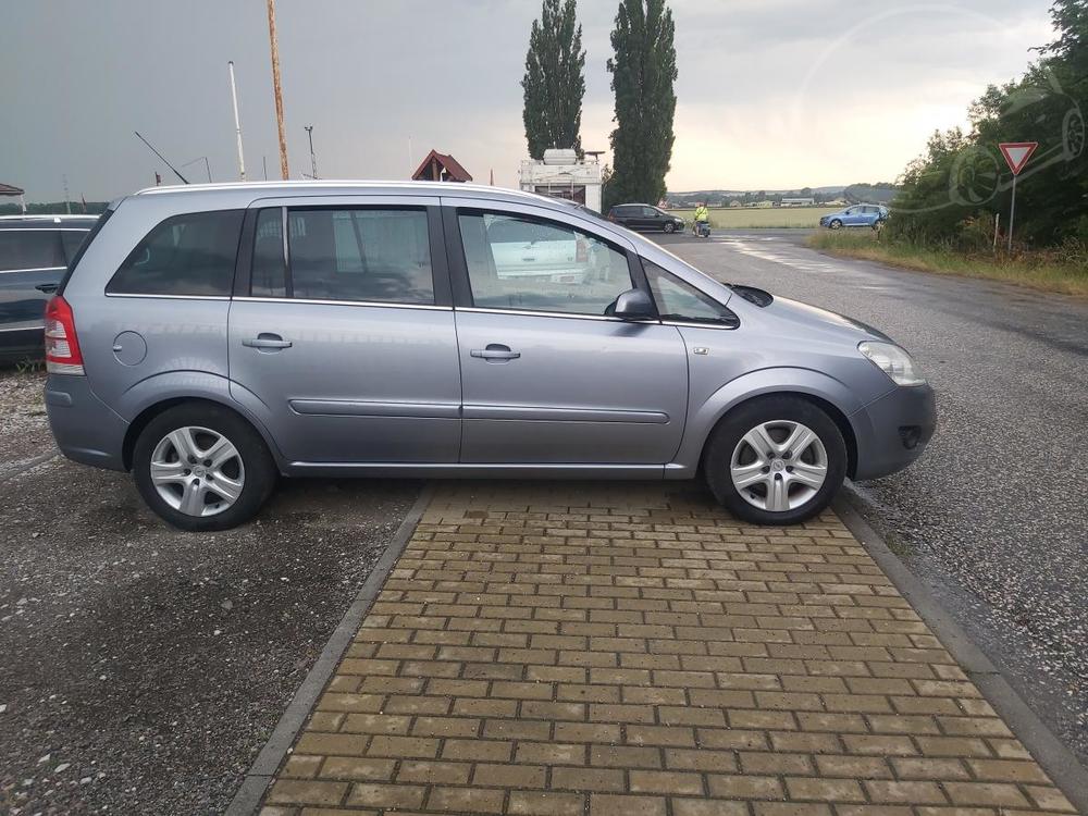 Opel Zafira 2,2  110 KW