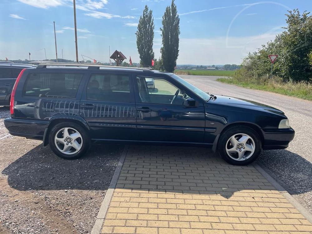 Volvo V70 2,4 T AWD