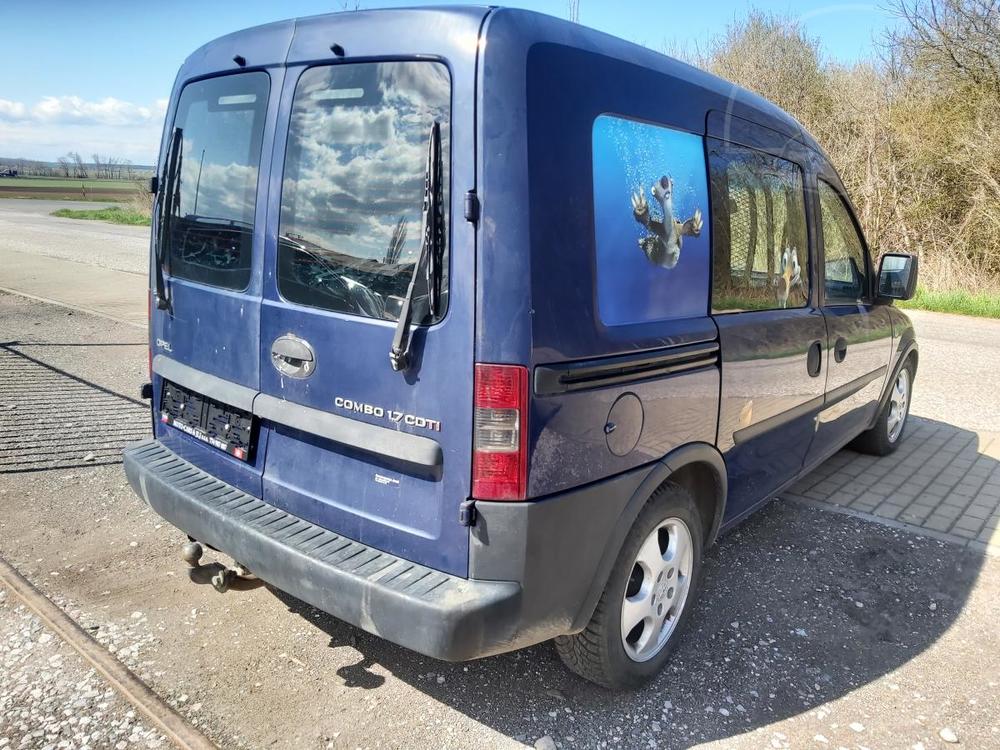 Opel Combo 1,7   74 KW