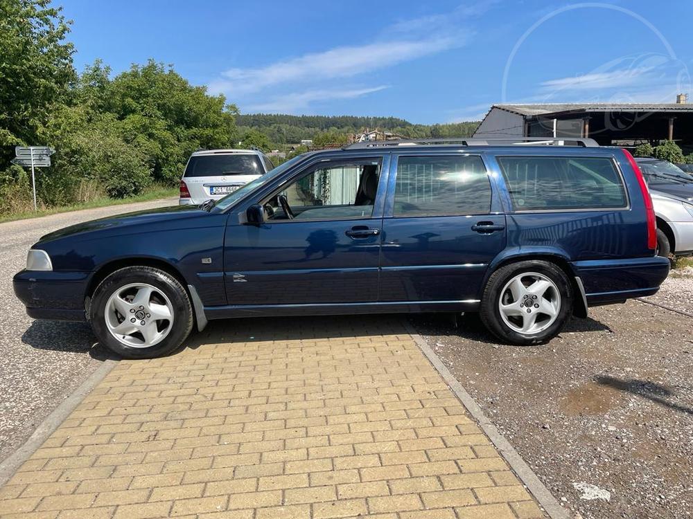 Volvo V70 2,4 T AWD