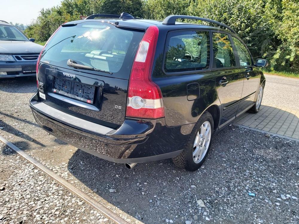 Volvo V50 2,4  132 KW D5