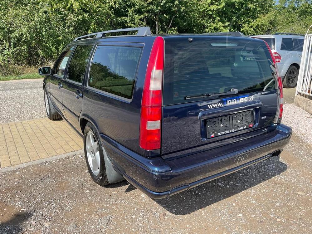 Volvo V70 2,4 T AWD