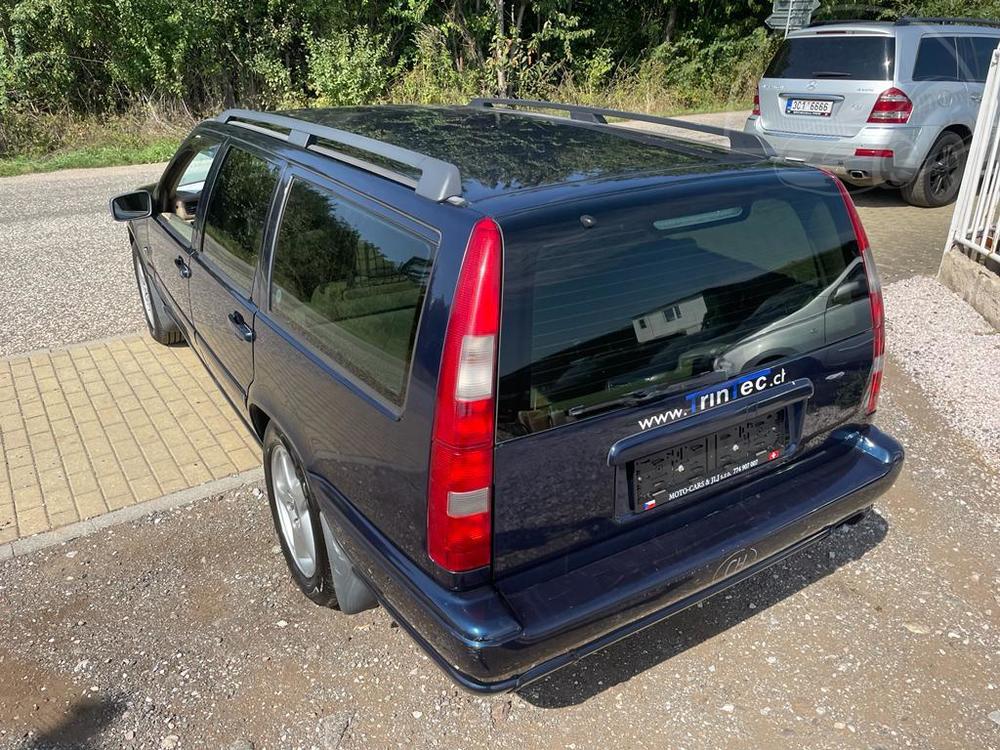 Volvo V70 2,4 T AWD