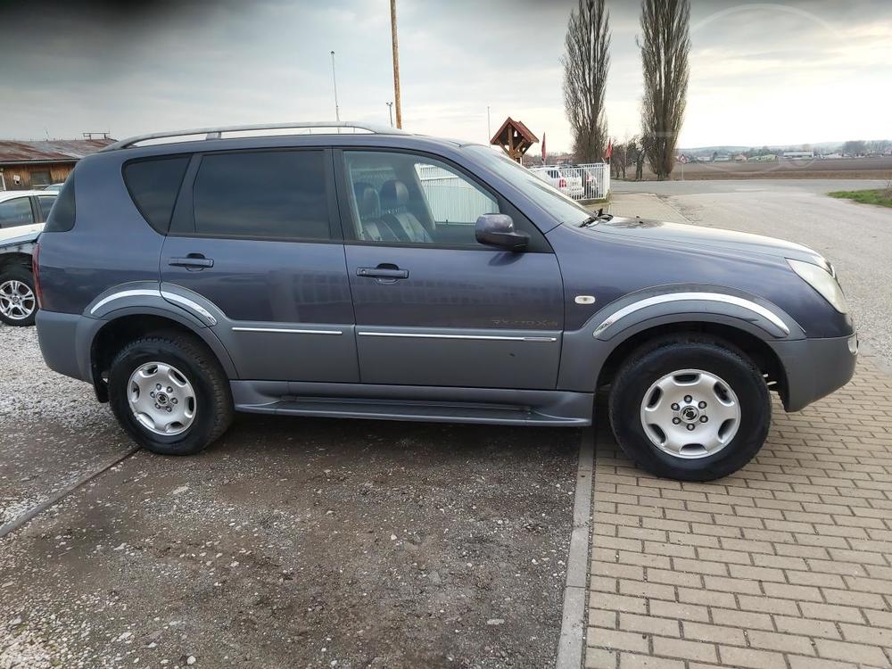 SsangYong Rexton 2,7    121 KW