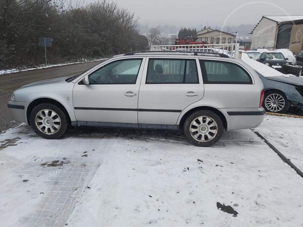 koda Octavia 1,9 74 KW  4X4