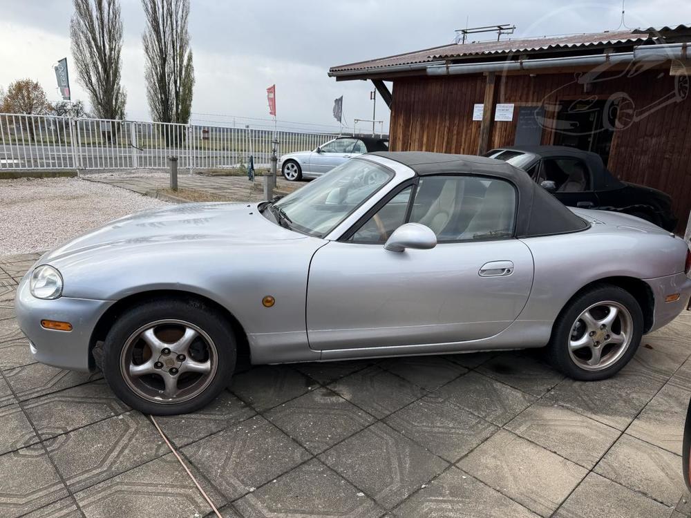 Mazda MX-5 1.6 81kw