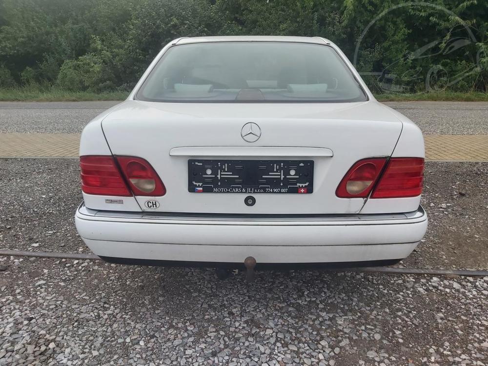 Mercedes-Benz E 280 142 KW