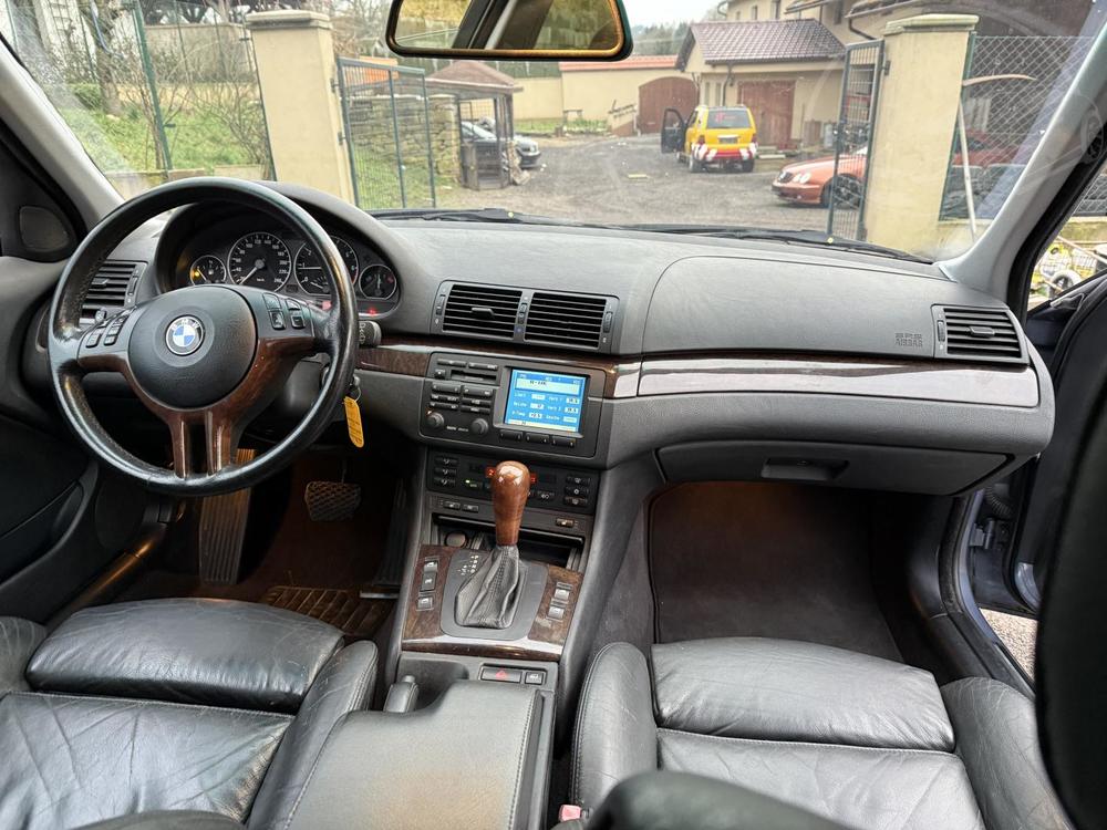 BMW 330 XI Touring 170KW