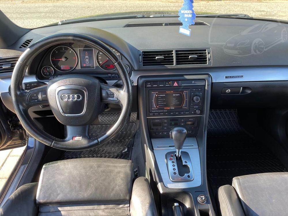 Audi A4 3,0TDI 4x4 S line