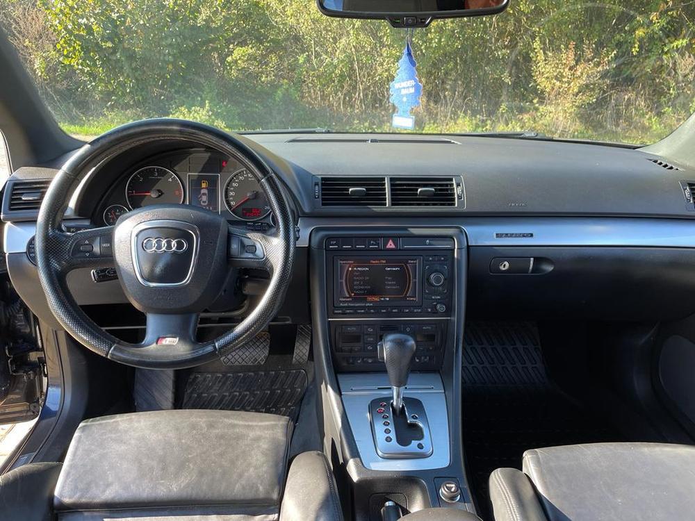 Audi A4 3,0TDI 4x4 S line