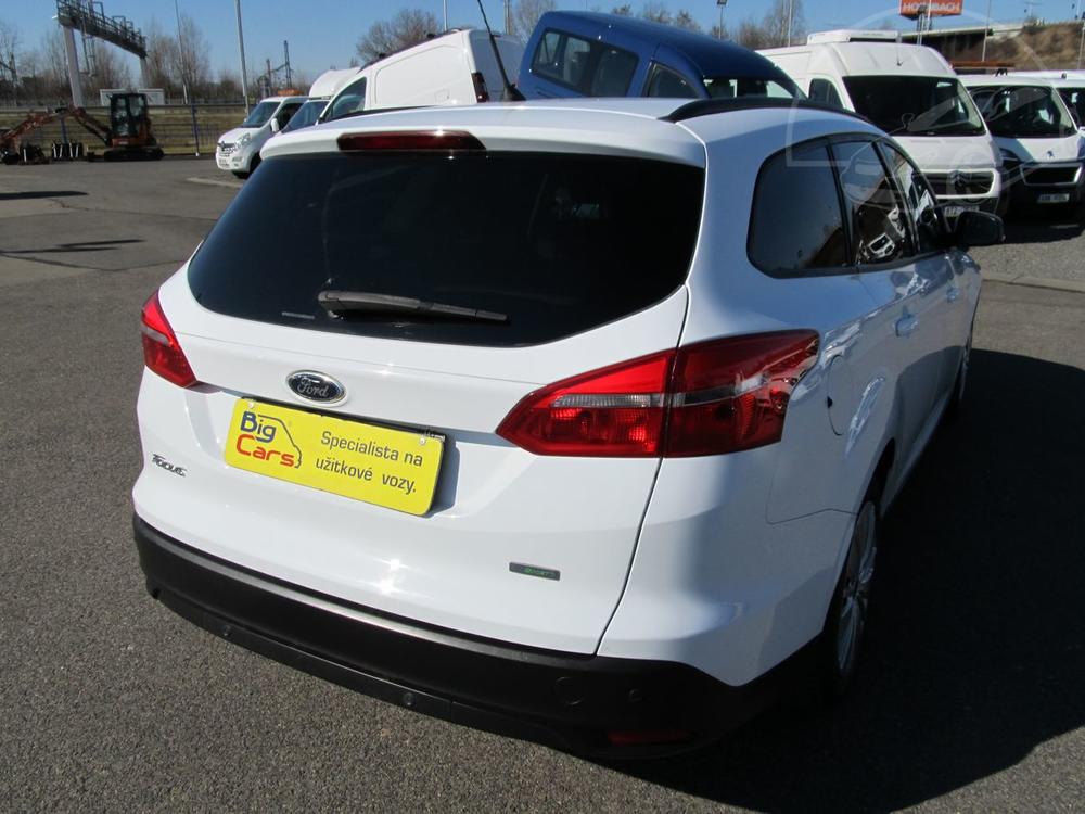 Ford Focus 1.0 i EcoBoost R serviska 1.m