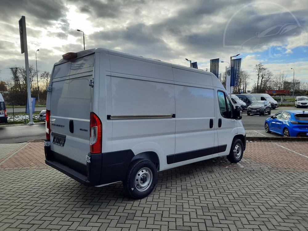 Peugeot Boxer Furgon 3300 L2H2 BlueHDi 140 k