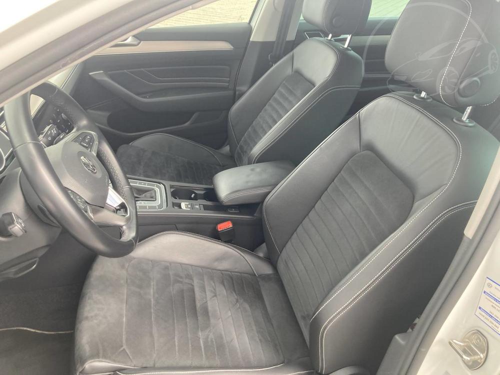 Volkswagen Passat Elegance 7DSG 2,0TSI