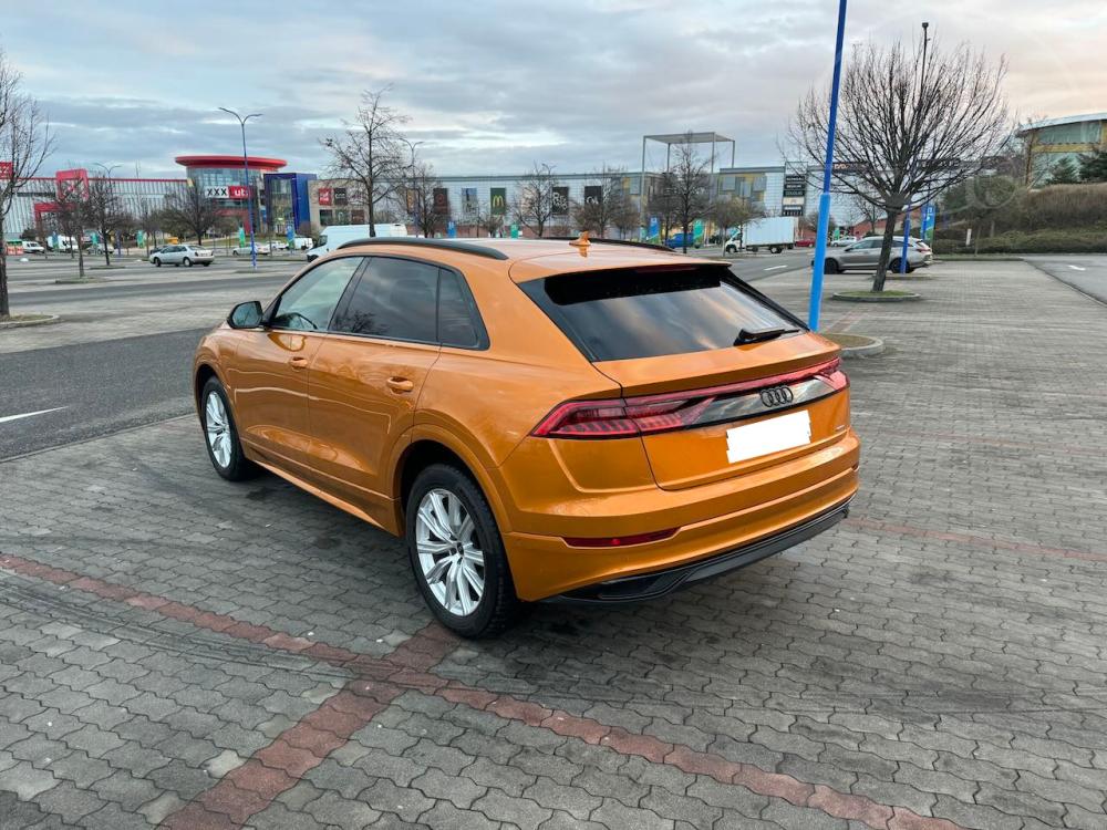 Audi Q8 50 TDI, 3.0 / 210kw