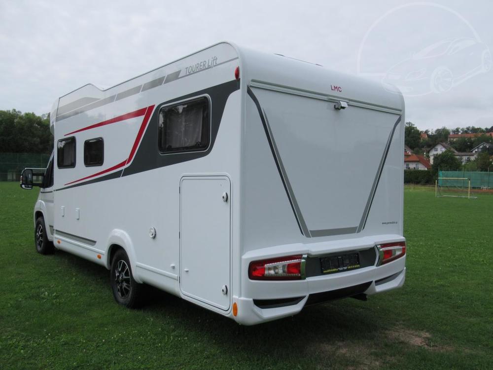 LMC  TOURER LIFT 730