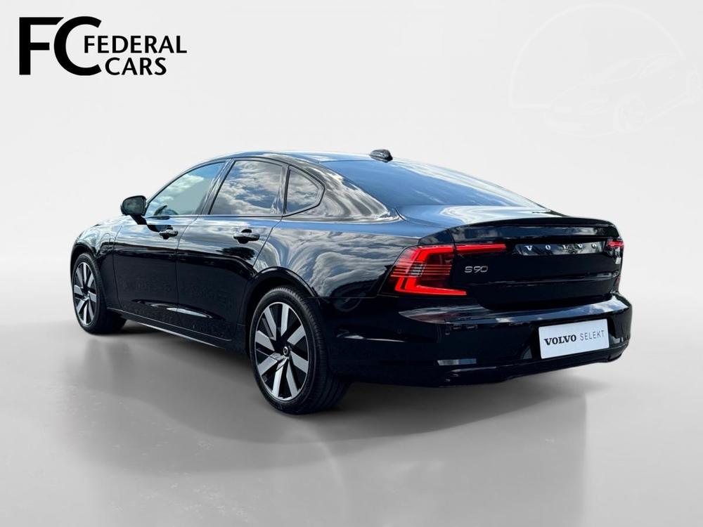 Volvo S90 T8 AWD 335 kW PLUS DARK 1.MAJ.