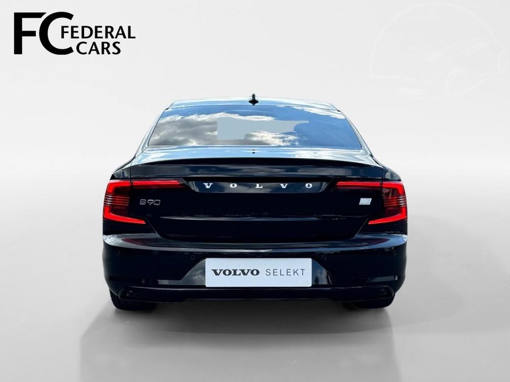 Volvo S90 T8 AWD 335 kW PLUS DARK 1.MAJ.