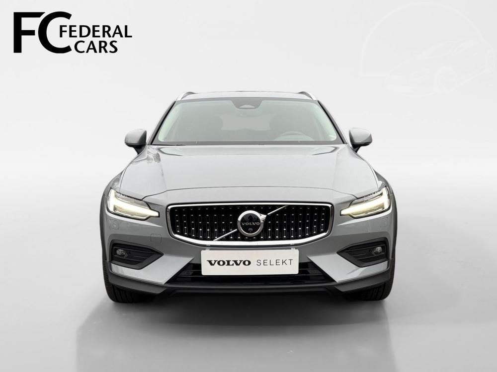 Volvo V60 B5 AWD CROSS COUNTRY PLUS