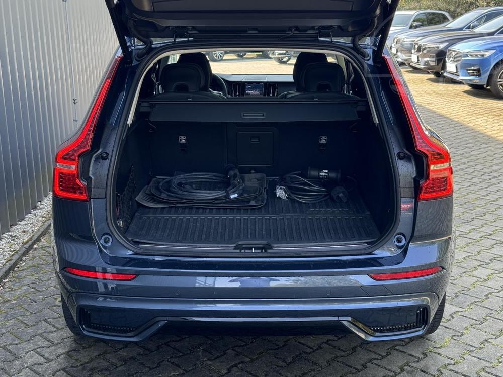 Volvo XC60 T6 AWD PLUS DARK | 1.MAJ.