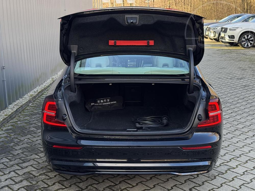 Volvo S60 T8 AWD 335kW ULTIMATE DARK