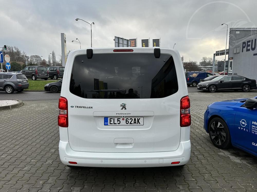 Peugeot Traveller ,,e Allure L2 baterie 75kWh