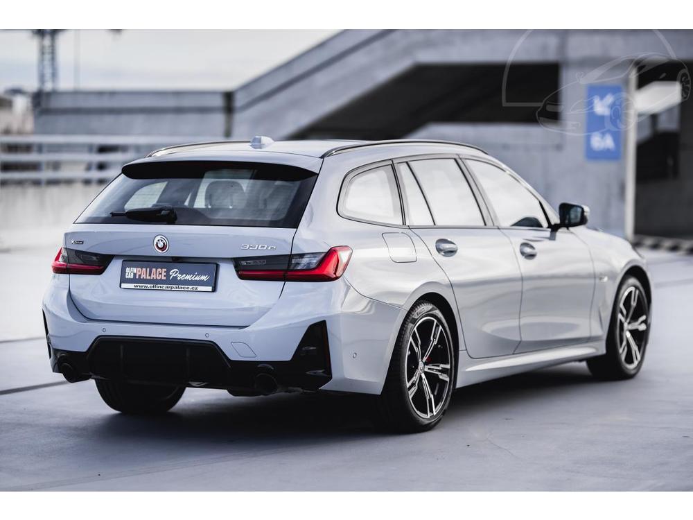 BMW 330 e xDrive Touring