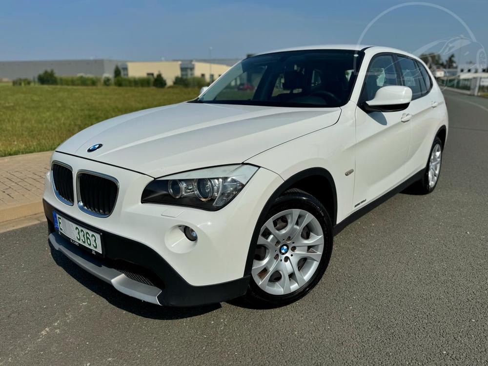 BMW X1 sDrive18d 1.MAJITEL KŮŽE XENON